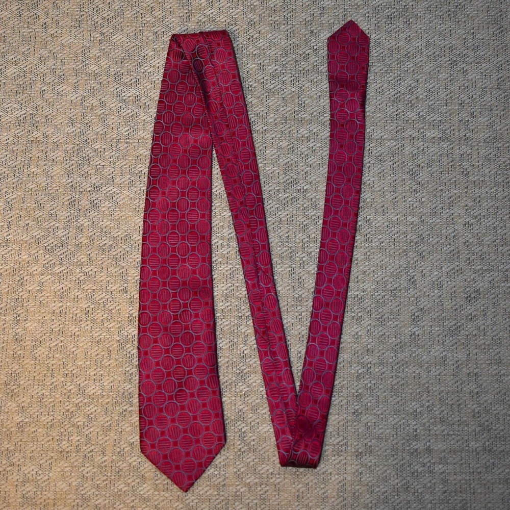 Charvet Silk Necktie Mens OS Red Grey Geometric Circles Made in France Excellent - Picture 5 of 5